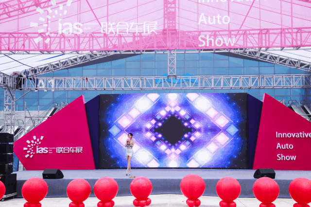 1560139375300324.gif 1560139375300324.gif